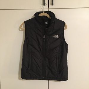 Women’s North Face vest
